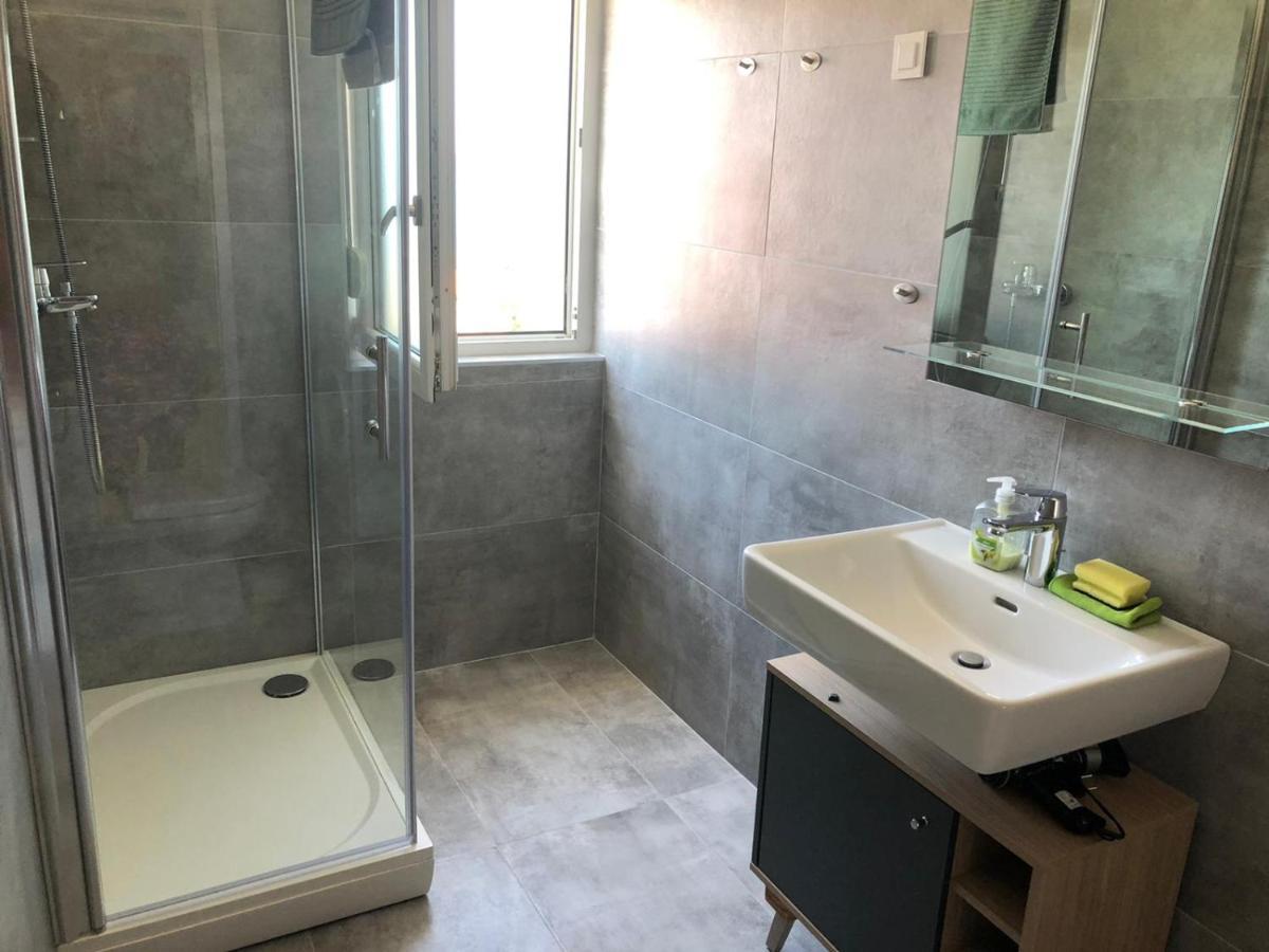 Ražanac Priscilla Apartment מראה חיצוני תמונה